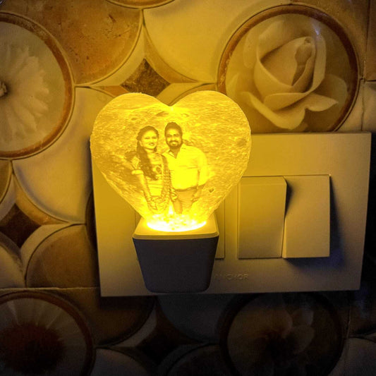 Heart & Moon Socket Night Lamp - Customized gift